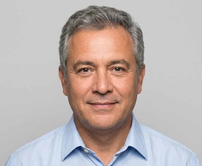 Foto Carnet Luis Mendoza